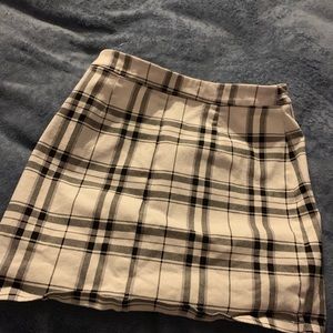 plaid skirt